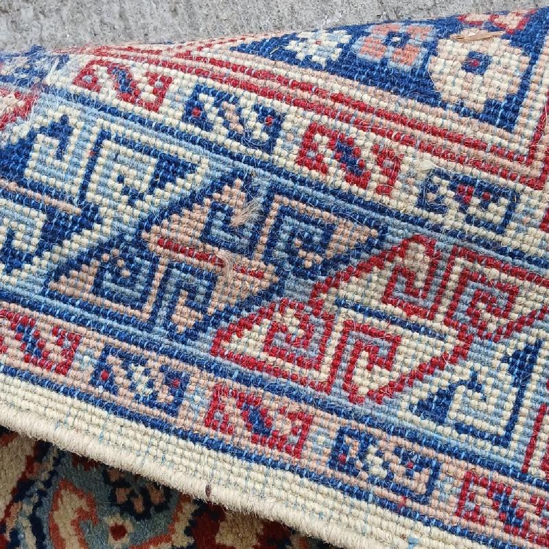 TAPPETO GUIDA FLOREALE BLU BEIGE | Mercatino dell'Usato Roma garbatella 5
