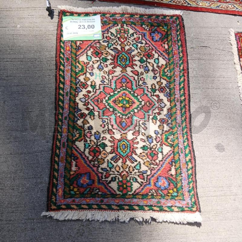 TAPPETO PREGHIERA BORDO VERDE/ROSSO | Mercatino dell'Usato Roma garbatella 1
