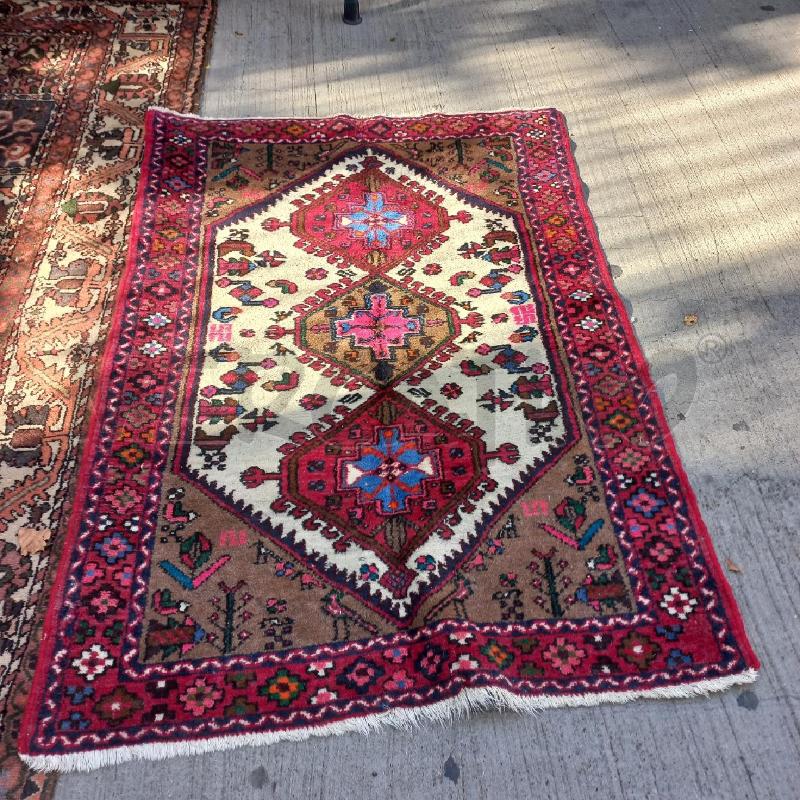 TAPPETO ROMBI DISEGNI ROSA/AZZURRI | Mercatino dell'Usato Roma garbatella 1