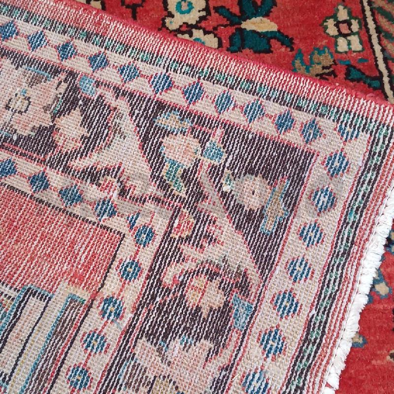 TAPPETO ROSSO DISEGNI BLU  | Mercatino dell'Usato Roma garbatella 4
