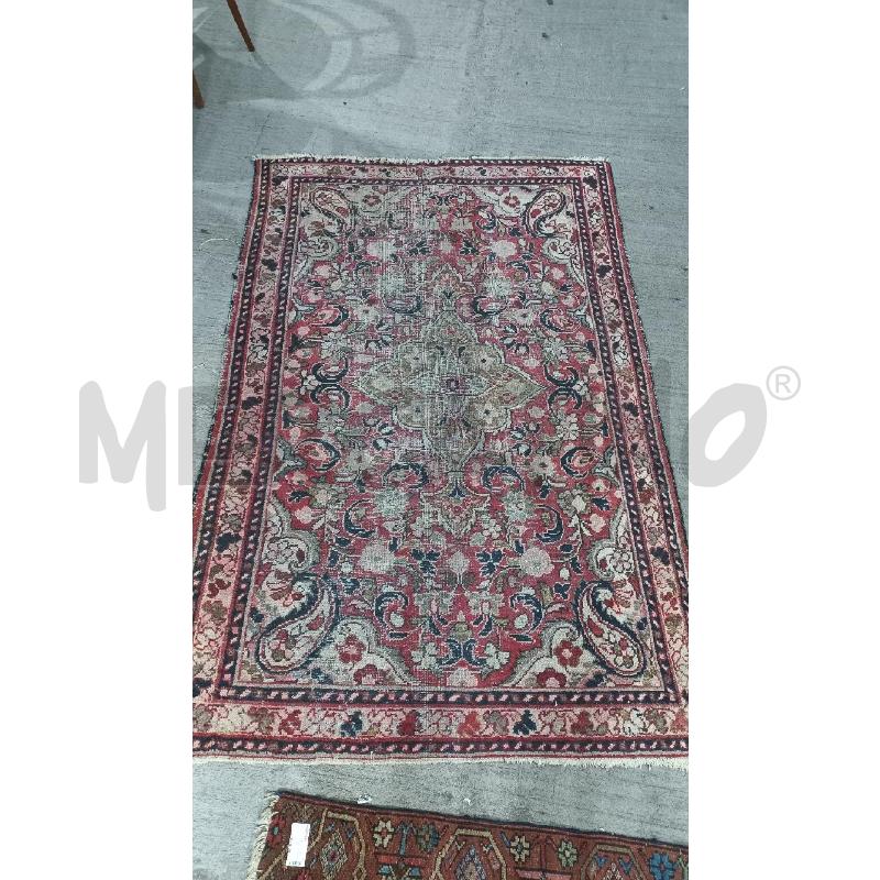 TAPPETO ROSSO FIORE CENTRALE DA RIVEDERE | Mercatino dell'Usato Roma garbatella 1