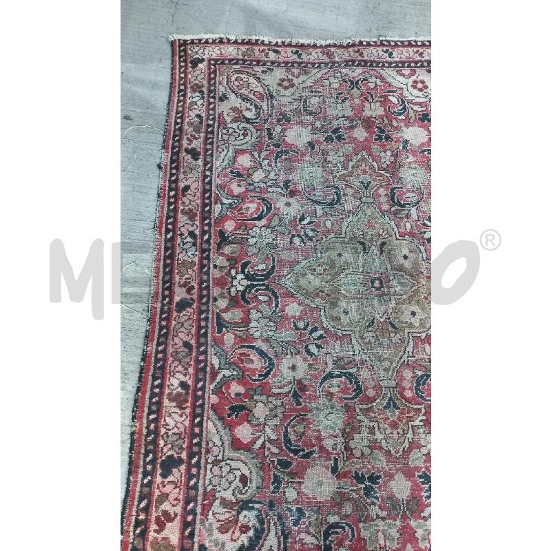 TAPPETO ROSSO FIORE CENTRALE DA RIVEDERE | Mercatino dell'Usato Roma garbatella 2