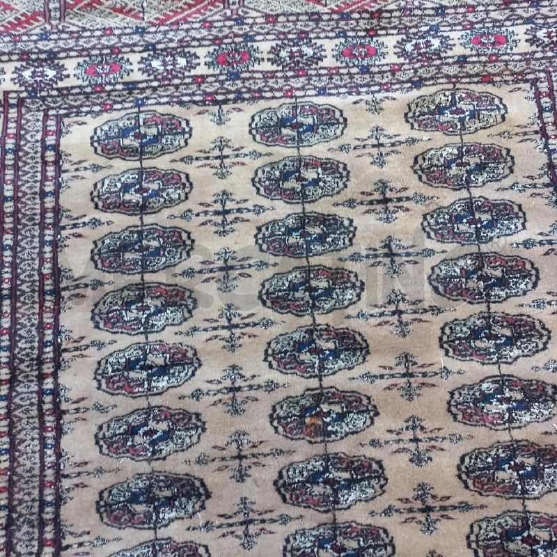 TAPPETO SFONDO BEIGE CONTORNO MARRONE FIGURE | Mercatino dell'Usato Roma garbatella 3