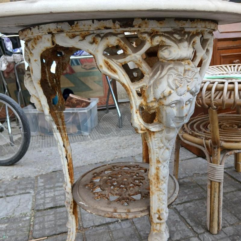 TAVOLINO GHISA MASCHERONI P/MARMO TONDO | Mercatino dell'Usato Roma garbatella 4