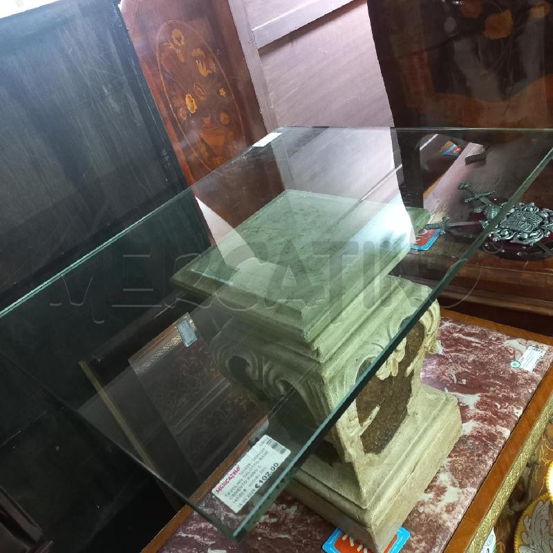 TAVOLINO SALOTTO BASE CEMENTO PIANO CRISTALLO | Mercatino dell'Usato Roma garbatella 3