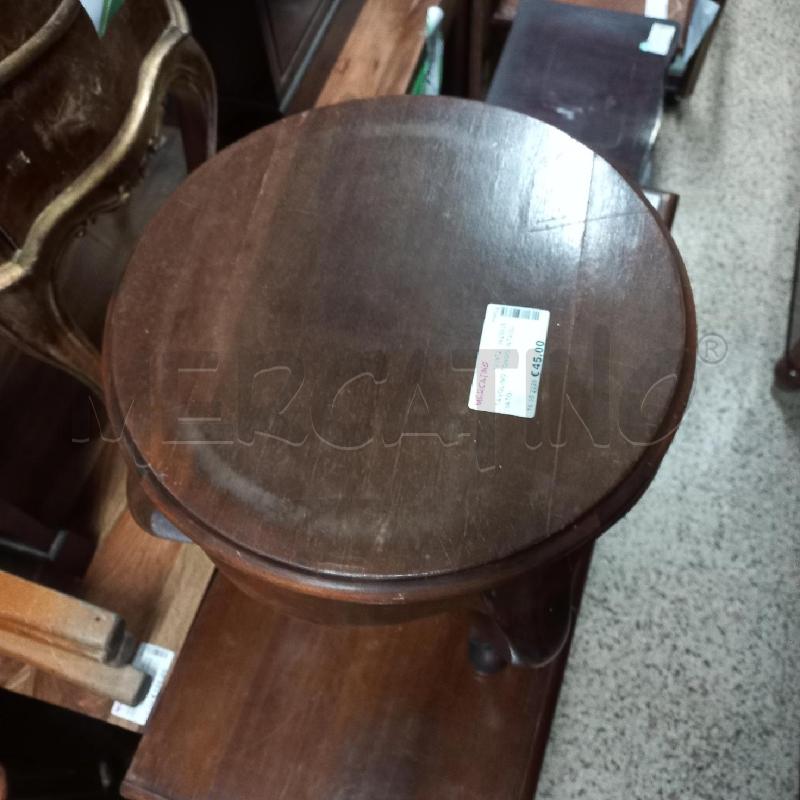 TAVOLINO TONDO INTAGLIATO  | Mercatino dell'Usato Roma garbatella 2