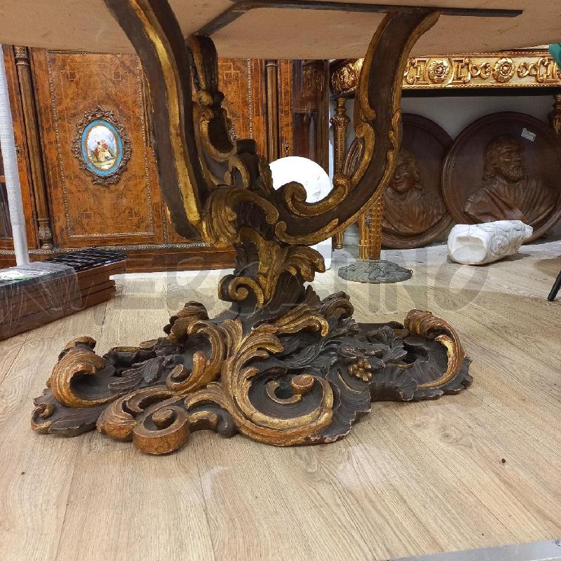 TAVOLO LEGNO LACCATO OVALE  | Mercatino dell'Usato Roma garbatella 2