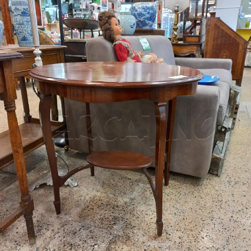 TAVOLO OAVLE NOCE | Mercatino dell'Usato Roma garbatella 1