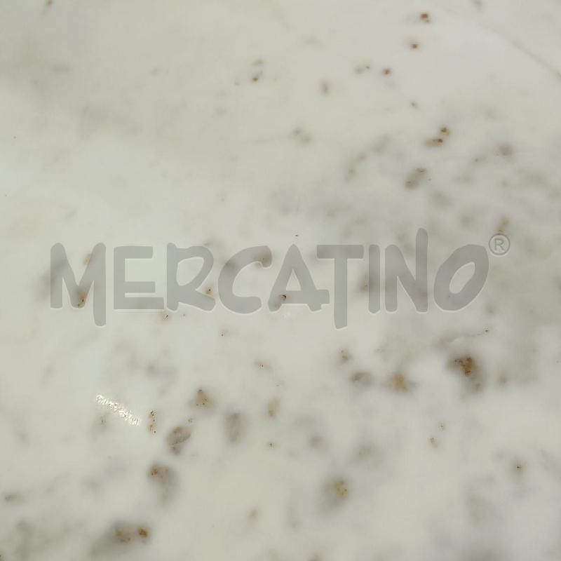 TAVOLO QUADRATO MARMO BASE DORATA  | Mercatino dell'Usato Roma garbatella 3