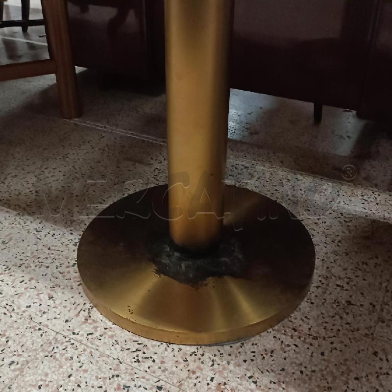 TAVOLO QUADRATO MARMO BASE DORATA  | Mercatino dell'Usato Roma garbatella 4