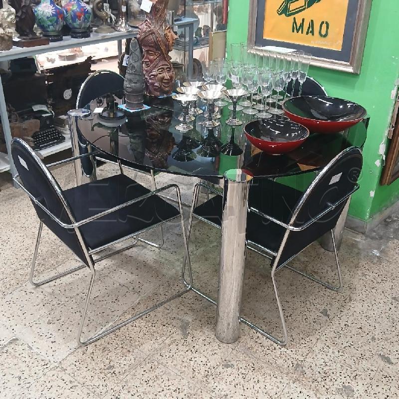 TAVOLO TONDO CROMATO VETRO TONE + 4 SEDIE CROMATE  | Mercatino dell'Usato Roma garbatella 1