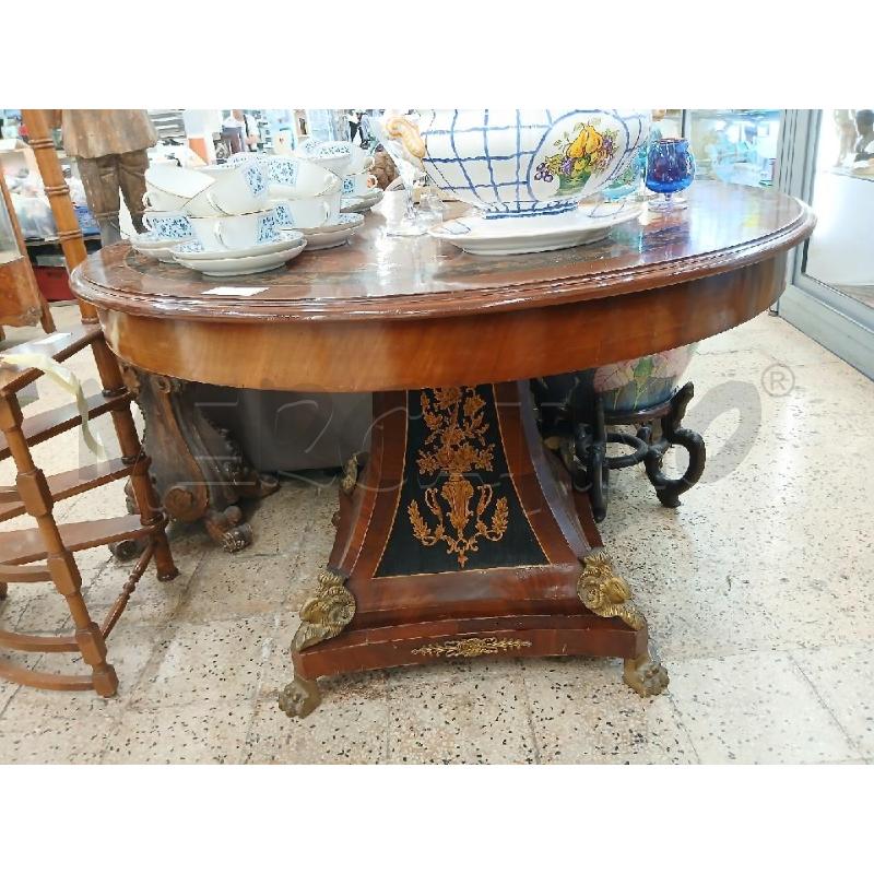 TAVOLO TONDO INTARSIATO FIORI BASE CAPRONI  | Mercatino dell'Usato Roma garbatella 1