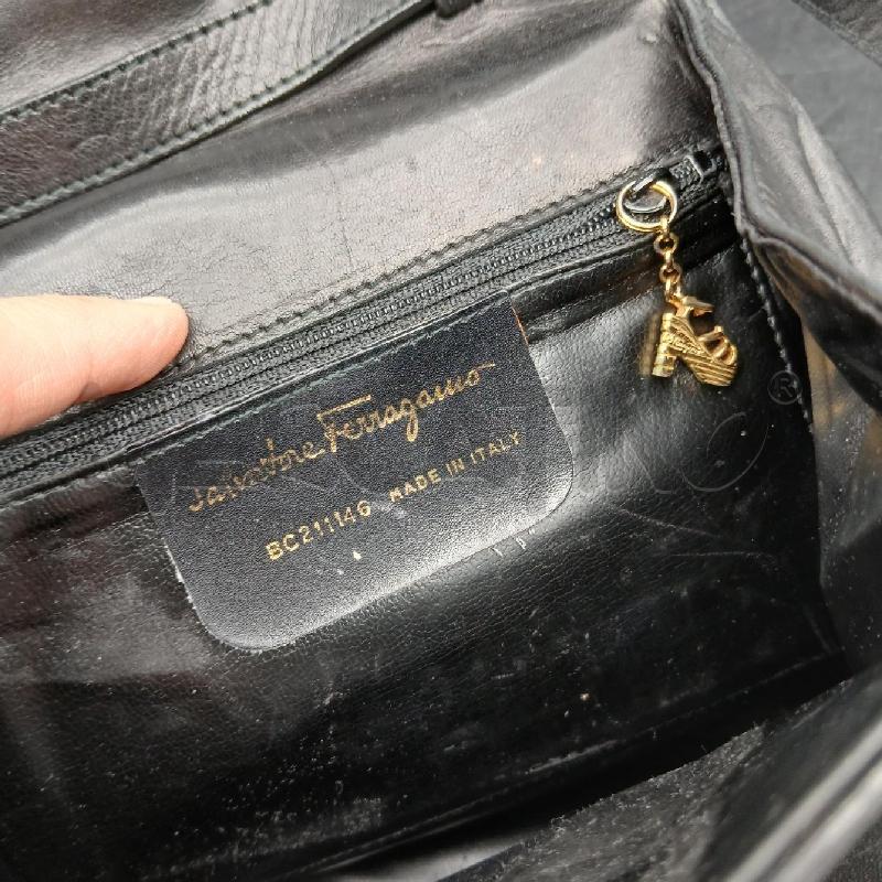 TRACOLLA DONNA SALVATORE FERRAGAMO NERA | Mercatino dell'Usato Roma garbatella 5
