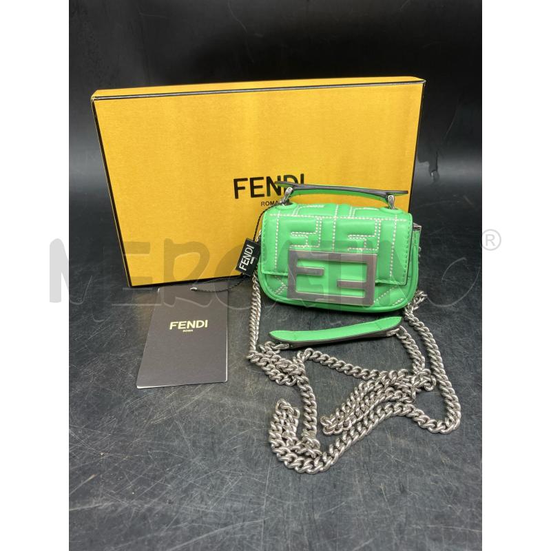 TRACOLLA D FENDI MINI BAGUETTE VERDE  | Mercatino dell'Usato Roma garbatella 1