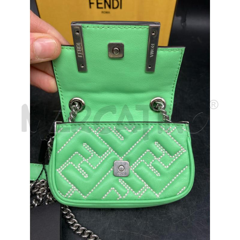 TRACOLLA D FENDI MINI BAGUETTE VERDE  | Mercatino dell'Usato Roma garbatella 4