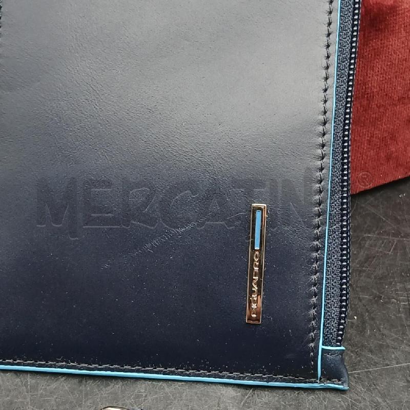 TRACOLLA D PIQUADRO BLU  | Mercatino dell'Usato Roma garbatella 2