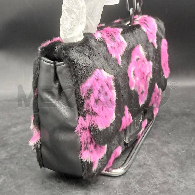 TRACOLLA GUESS NERO PELO FANT ROSA  | Mercatino dell'Usato Roma garbatella 3
