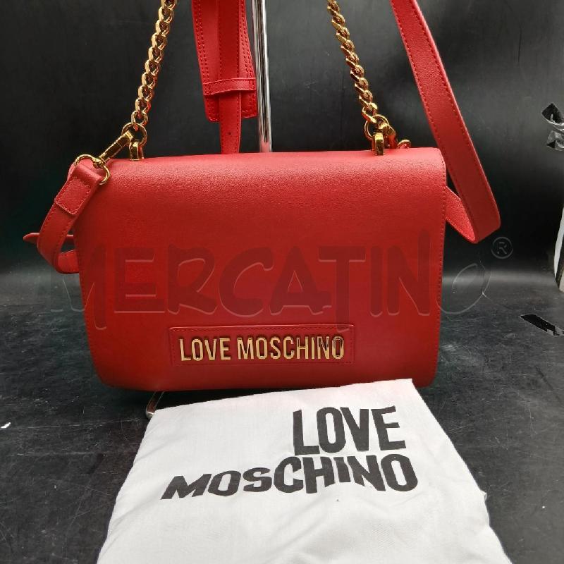 TRACOLLA LOVE MOSCHINO ROSSO LOGO DORATO  | Mercatino dell'Usato Roma garbatella 1