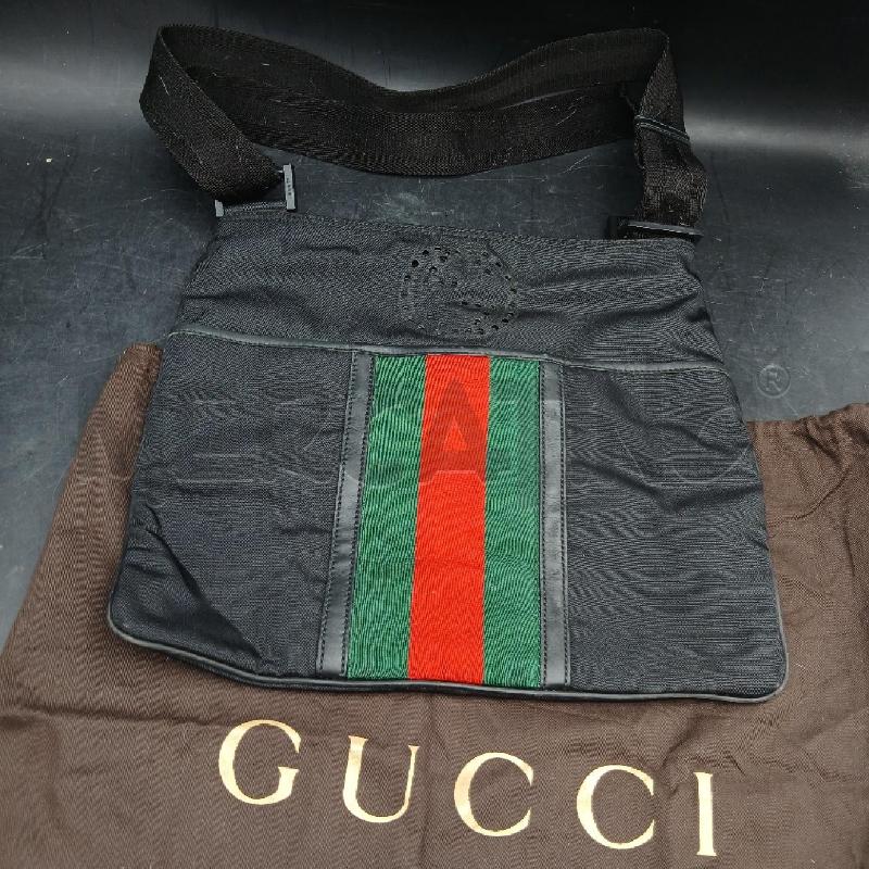 TRACOLLA  GUCCI NERO VERDE E ROSSO  | Mercatino dell'Usato Roma garbatella 1