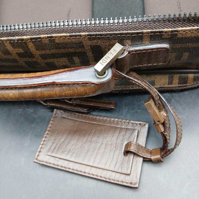 VALIGIA FENDI MONOGRAM MARRONE BEIGE | Mercatino dell'Usato Roma garbatella 4