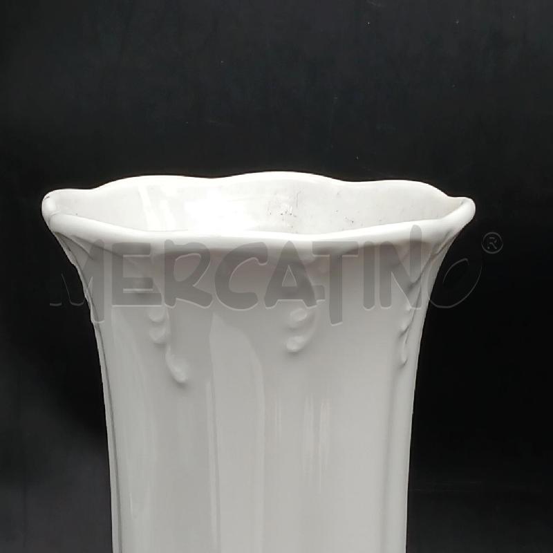 VASO CERAMICA BIANCO ROSENTHAL  | Mercatino dell'Usato Roma garbatella 2