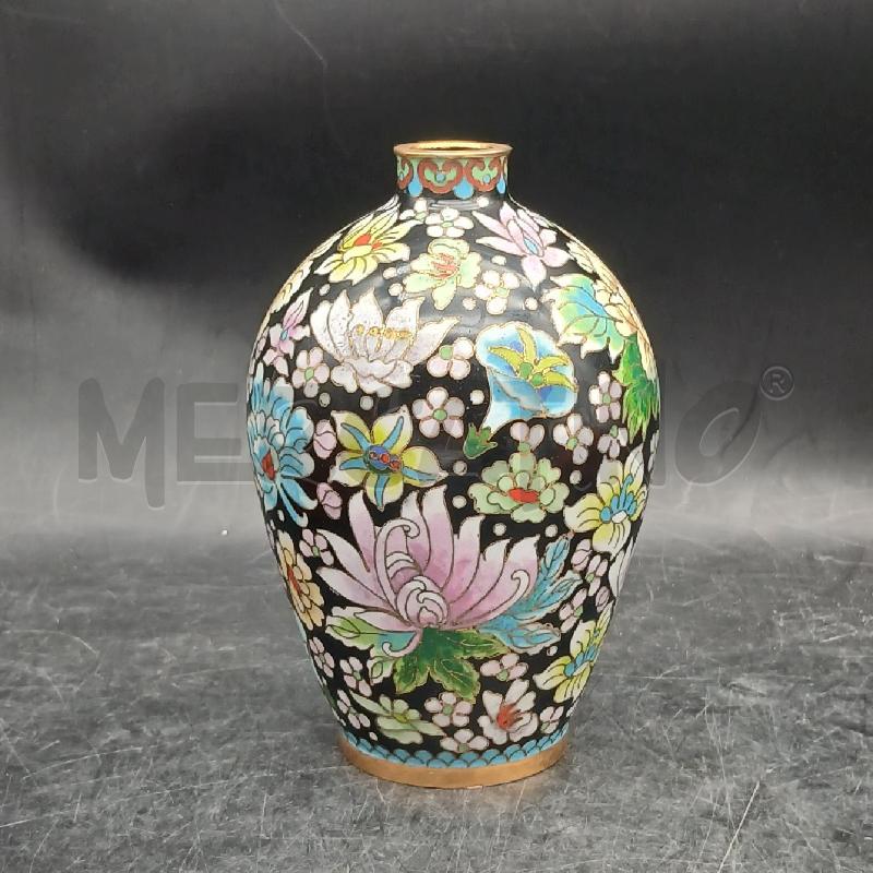 VASO ORIENTALE NERO FIORI | Mercatino dell'Usato Roma garbatella 1