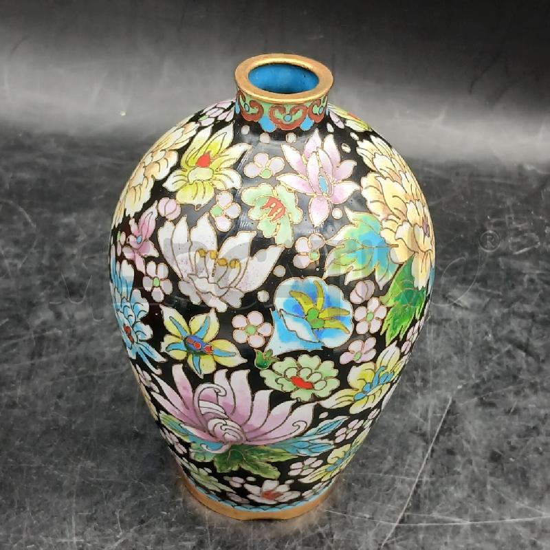 VASO ORIENTALE NERO FIORI | Mercatino dell'Usato Roma garbatella 4