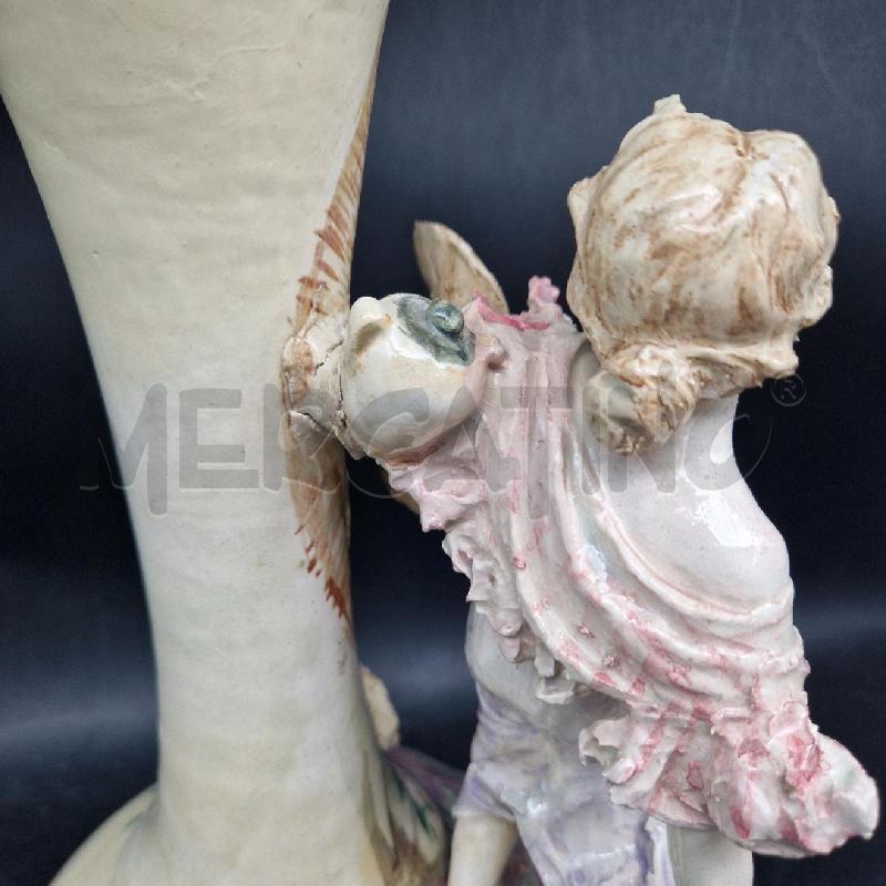 VASO RAGAZZA CON CESTE CERAMIC POLICROMA | Mercatino dell'Usato Roma garbatella 2