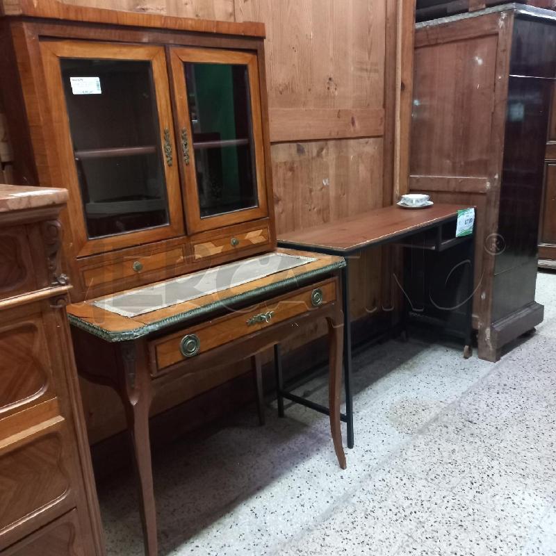 VETRINETTA 2 ANTE VETRO 1 CASSETTO DA RIVEDERE | Mercatino dell'Usato Roma garbatella 1
