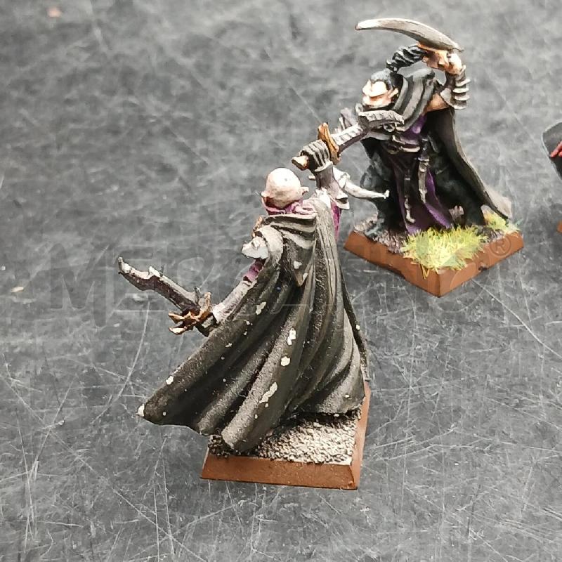 WARHAMMER 4 ASSASSINI EROI  | Mercatino dell'Usato Roma garbatella 4
