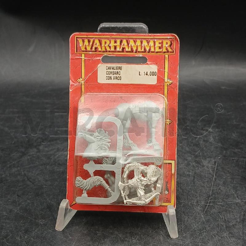 WARHAMMER CAVALIERE CORSARO CON ARCO  | Mercatino dell'Usato Roma garbatella 1