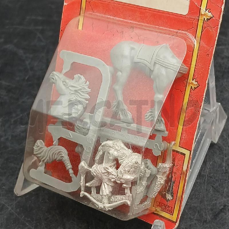 WARHAMMER CAVALIERE CORSARO CON ARCO  | Mercatino dell'Usato Roma garbatella 2