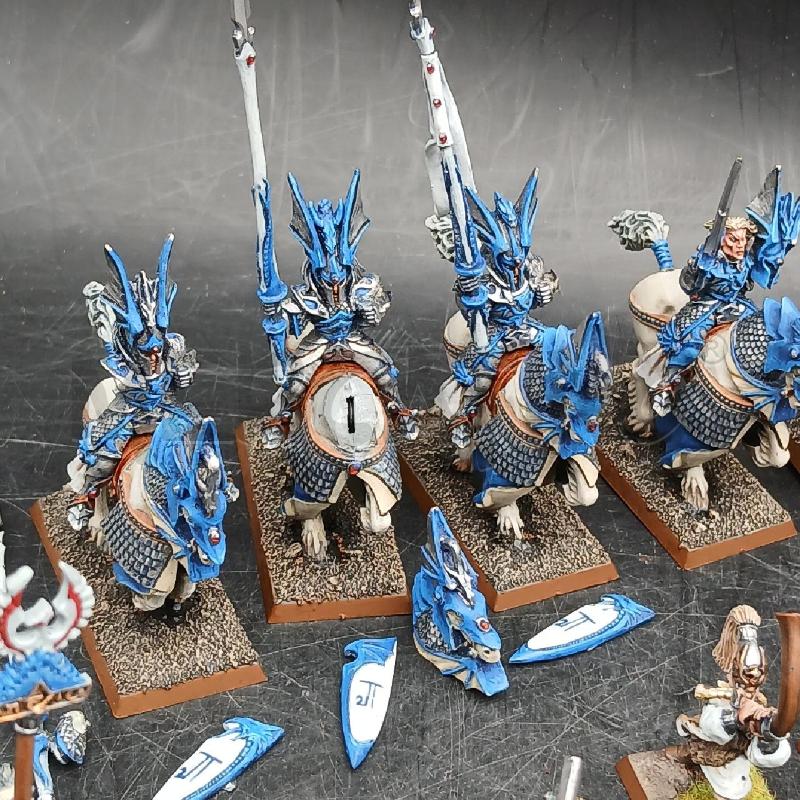 WARHAMMER LOTTO LANCIERI E CAVALIERI BLU  | Mercatino dell'Usato Roma garbatella 4