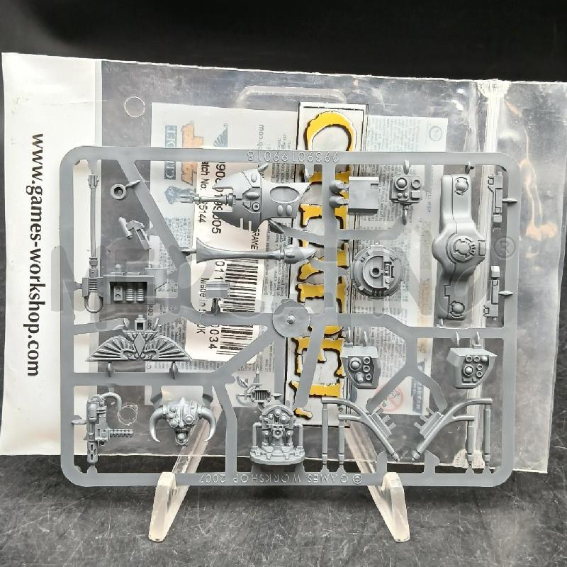 WARHAMMER SQUADRON COMMAND FRAME COMPLETE | Mercatino dell'Usato Roma garbatella 4