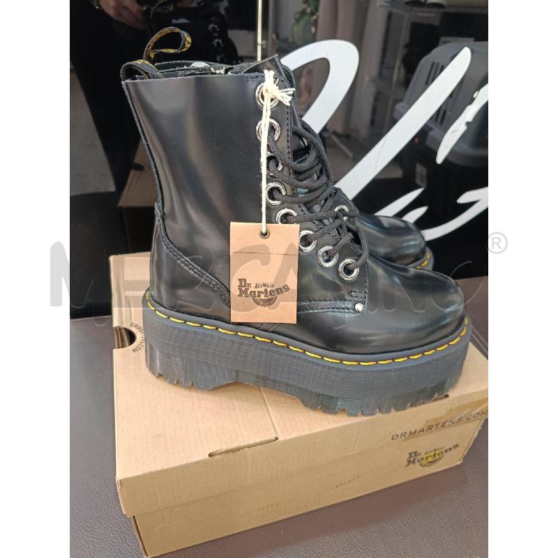 ANFIBI DONNA DR MARTENS JADON MAX NERI | Mercatino dell'Usato Roma gregorio vii 2