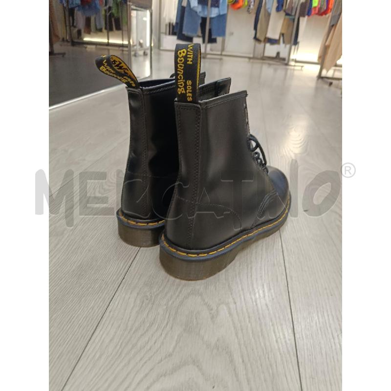 ANFIBI UOMO DR MARTENS NERI | Mercatino dell'Usato Roma gregorio vii 3