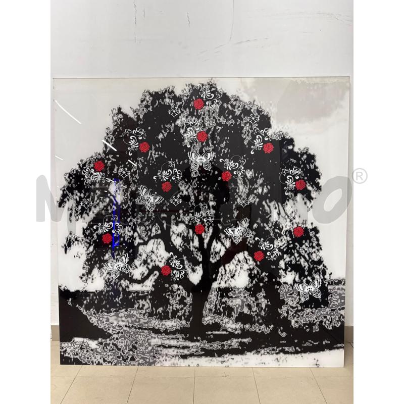 BEATRIZ MILLAR TATTO TREE 2007 BIANCO NERO  | Mercatino dell'Usato Roma gregorio vii 1