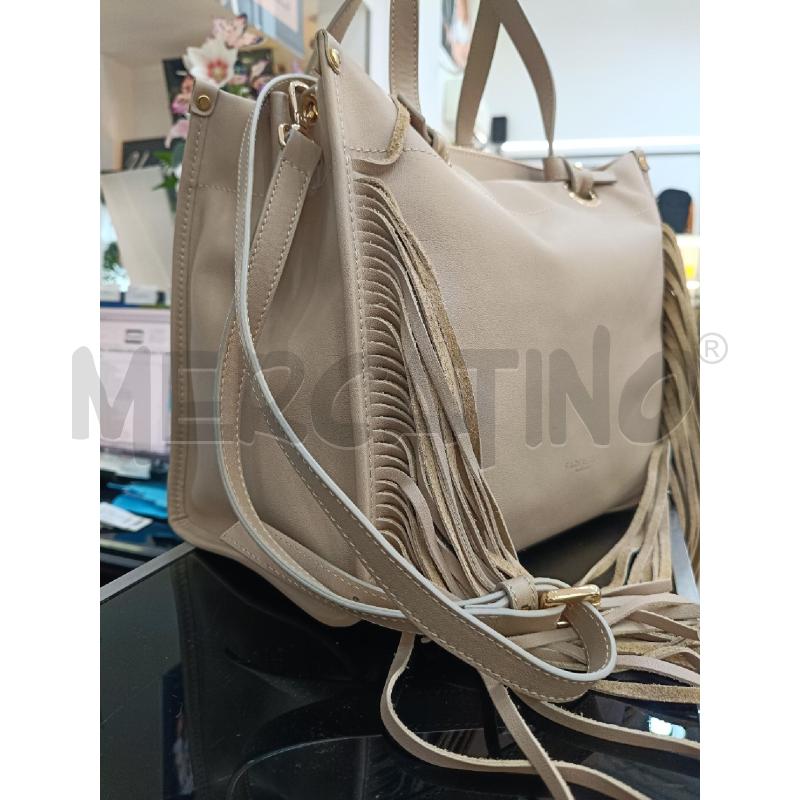 BORSA FARENELLA BEIGE PELLE FRANGE | Mercatino dell'Usato Roma gregorio vii 2