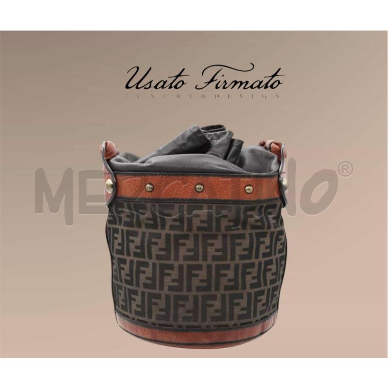 BORSA FENDI BUCKET AH85434 | Mercatino dell'Usato Roma gregorio vii 1