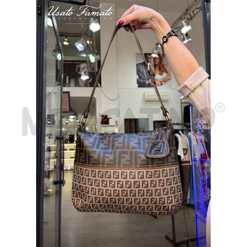 BORSA FENDI FANTASIA ZUCCHINO BICOLORE | Mercatino dell'Usato Roma gregorio vii 1