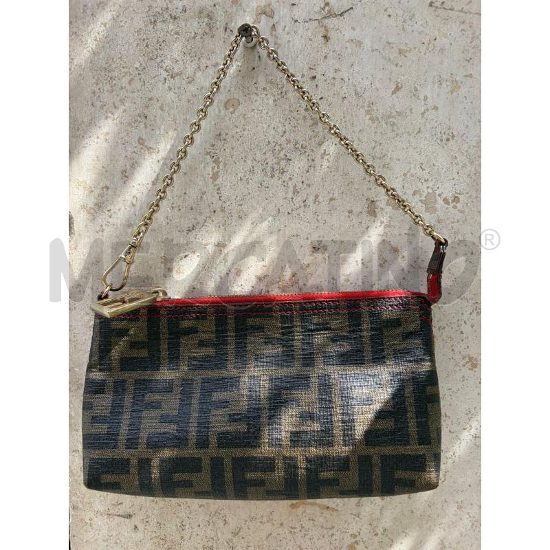 BORSA FENDI MONOGRAM CUCITURE ROSSE COD.8BR592/UZD108/2305 | Mercatino dell'Usato Roma gregorio vii 2