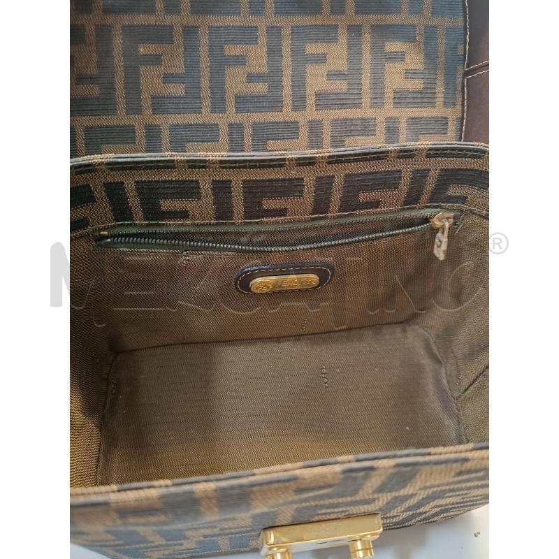 BORSA FENDI VANITY MARRONE | Mercatino dell'Usato Roma gregorio vii 3