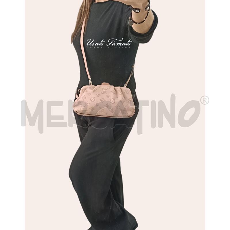 BORSA LOUIS VUITTON MAHINA SCALA ROSA | Mercatino dell'Usato Roma gregorio vii 3
