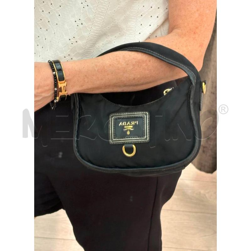 BORSA PRADA MINI HOBO IN TESSUTO DETTAGLI SAFFIANO VINTAGE DA RIV | Mercatino dell'Usato Roma gregorio vii 4