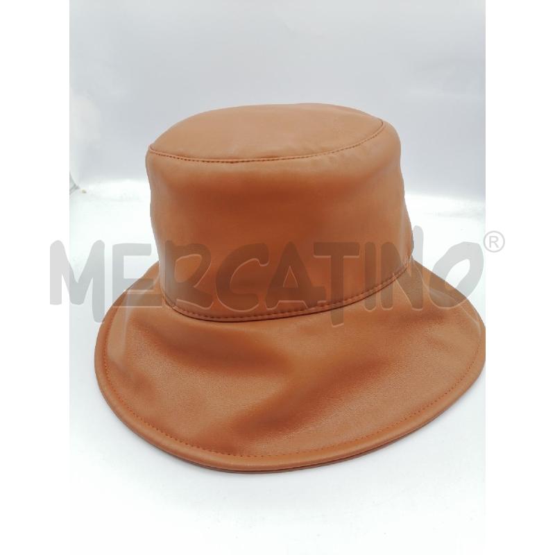 CAPPELLO DONNA LIVIANA CONTI ARANCIONE ECOPELLE | Mercatino dell'Usato Roma gregorio vii 1