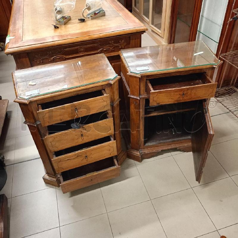 COMODINI COPPIA INTARSI  | Mercatino dell'Usato Roma gregorio vii 2