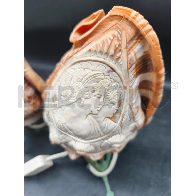 COPPIA LAMPADE CONCHIGLIA CAMMEO  | Mercatino dell'Usato Roma gregorio vii 3