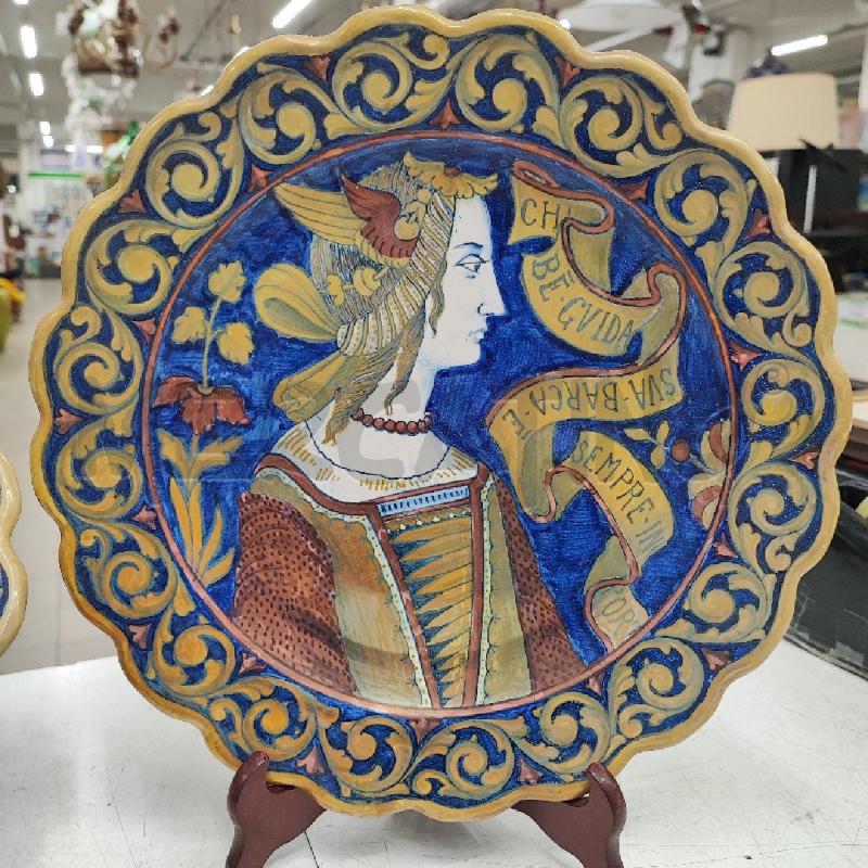 COPPIA PIATTI GUALDO TADINO UOMO E DONNA  | Mercatino dell'Usato Roma gregorio vii 2
