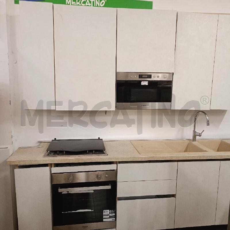 CUCINA LINEARE CHIARA + ELETT | Mercatino dell'Usato Roma gregorio vii 1