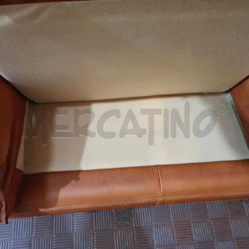 DIVANO CUOIO  MARRONE | Mercatino dell'Usato Roma gregorio vii 5